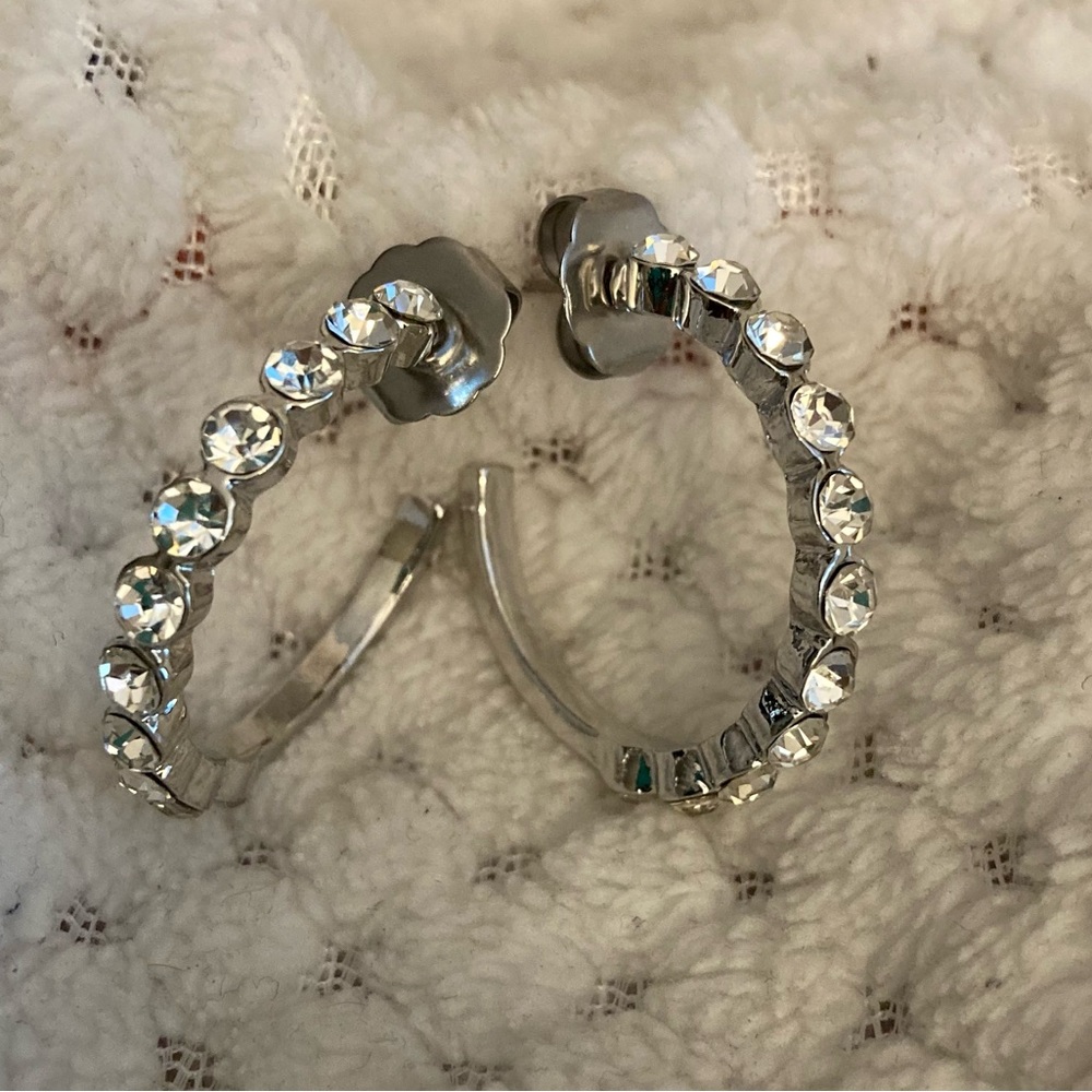 Austrian Crystal Enameled Criss Cross earrings in Brass